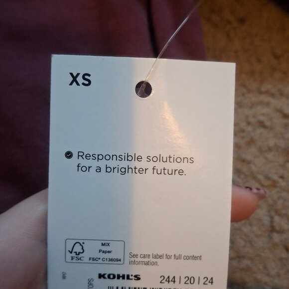 Brand new dark red long sleeve - Picture 3 of 3